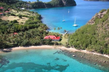 Aux Iles D'Amour Terre-De-Haut Luaran gambar